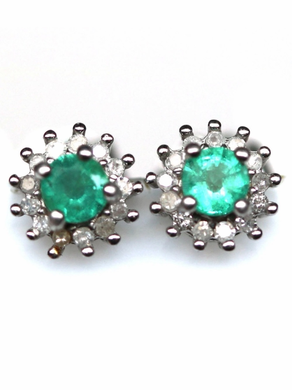 Stunning Natural 3mm Emerald & 1mm Diamond Stud Earrings in 925 Sterling Silver